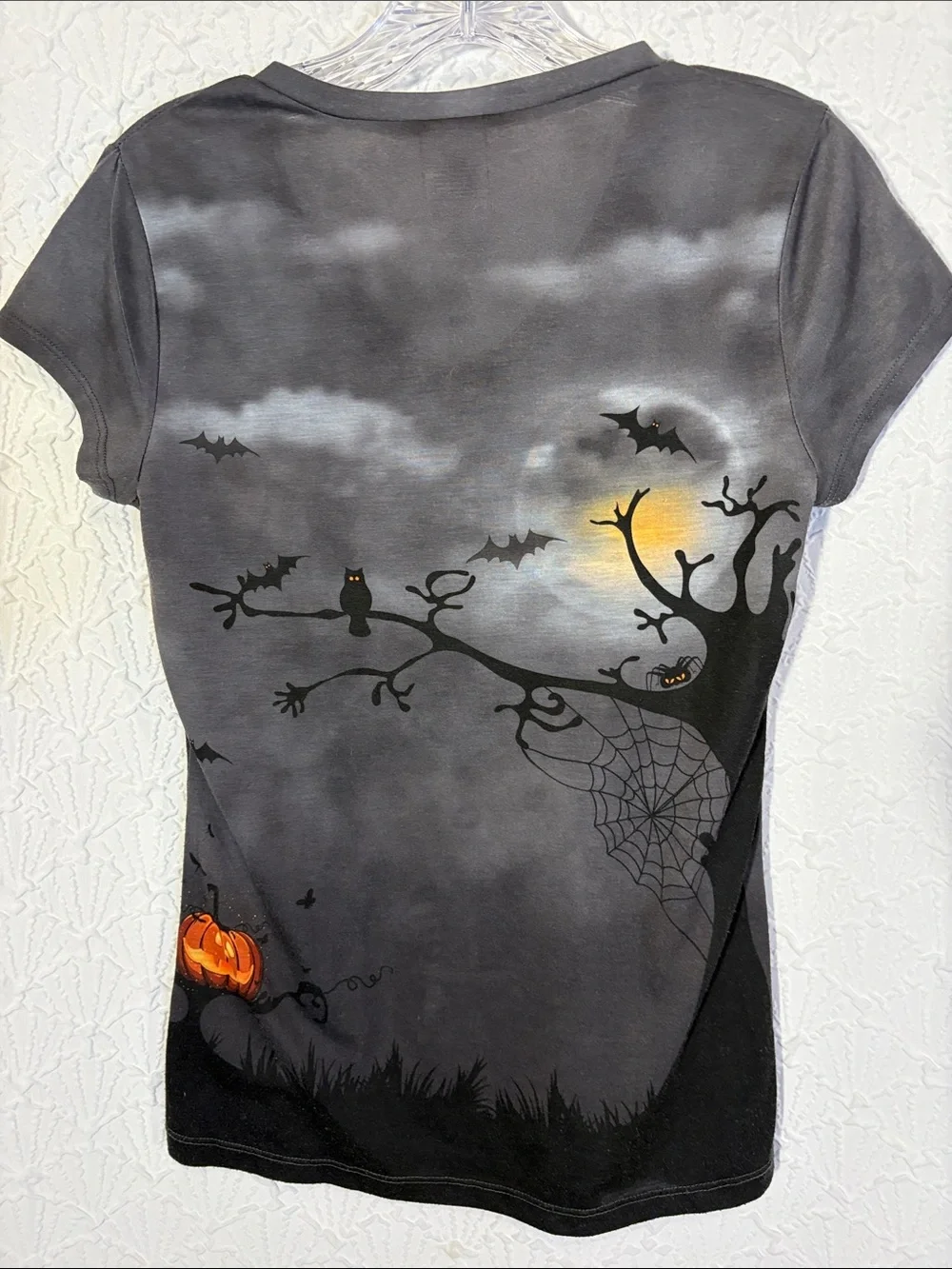 Vintage Hello Kitty Kids skeleton graphic Halloween Gray Ghost Costume Tee